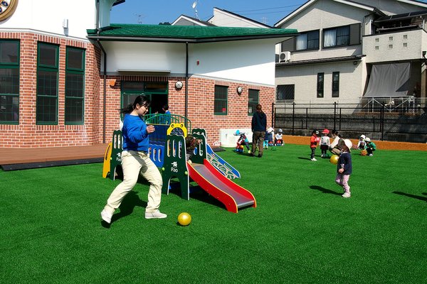 0・1歳児専用園庭